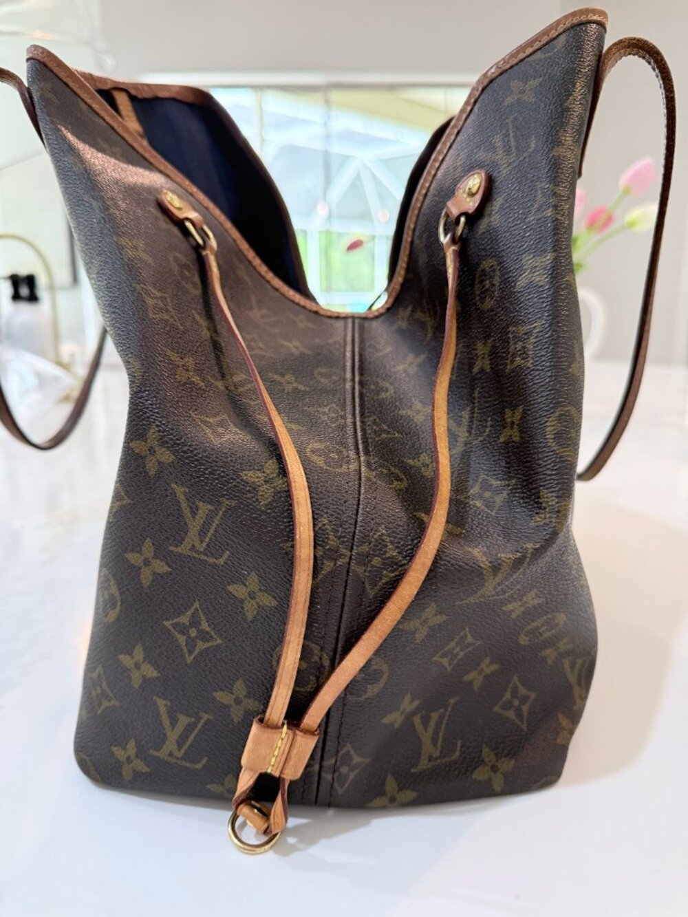 Louis Vuitton Neverfull MM Monogram Personalized "K" with matching pouch - Picture 9 of 15